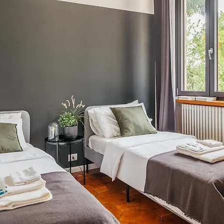 Sotto Un Cielo Di Stelle * Turin